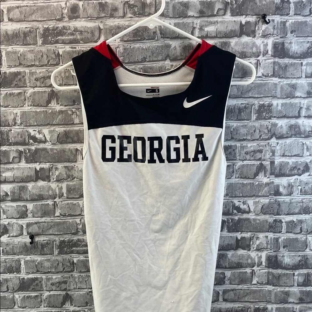 Georgia Bulldogs
Nike Georgia Black and White Sleeveless Shirt